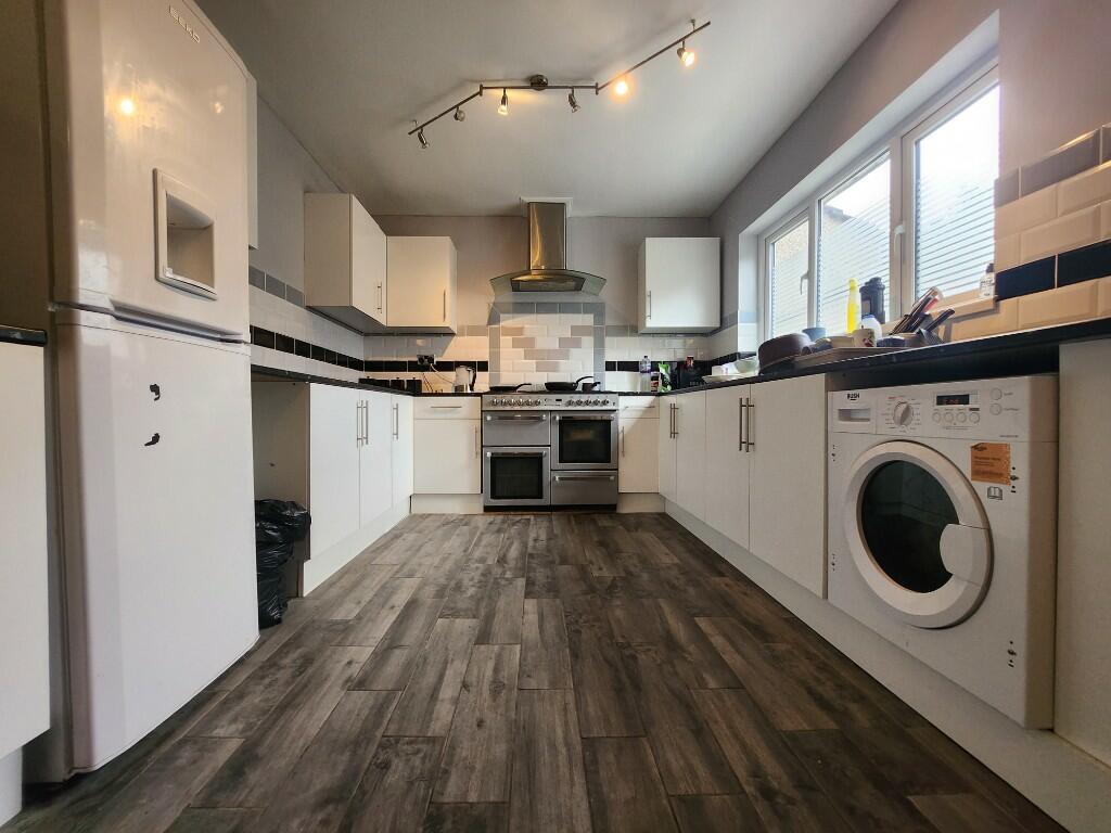 oak-bank-new-addington-2